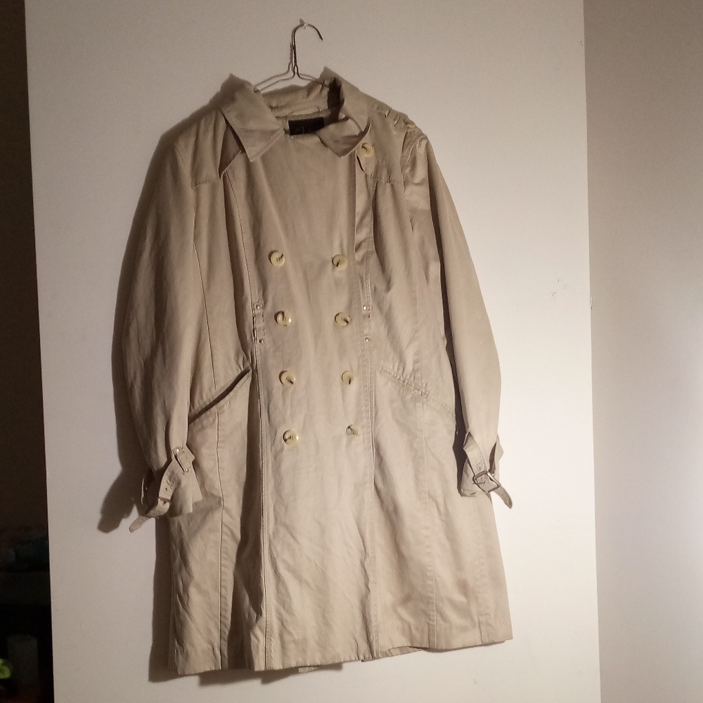 Cole Haan | Size M Coat | Off-White